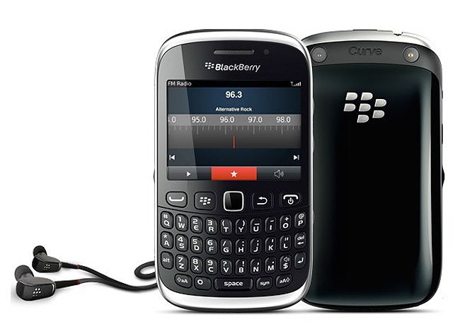 BlackBerry-Curve-9320-radio_zps18fd2e5b.jpg