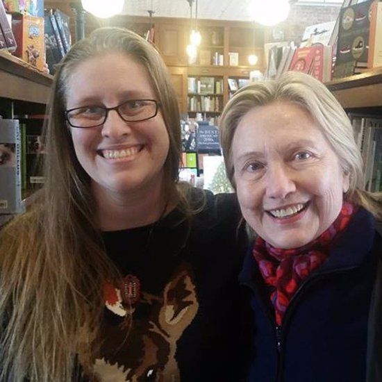  photo Hillary-Clinton-Bookstore-Rhode-Island_zpslqeewvkd.jpg