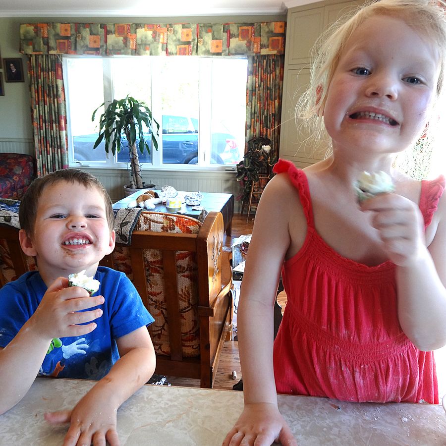 Addison and Jamie enjoying their cupcakes