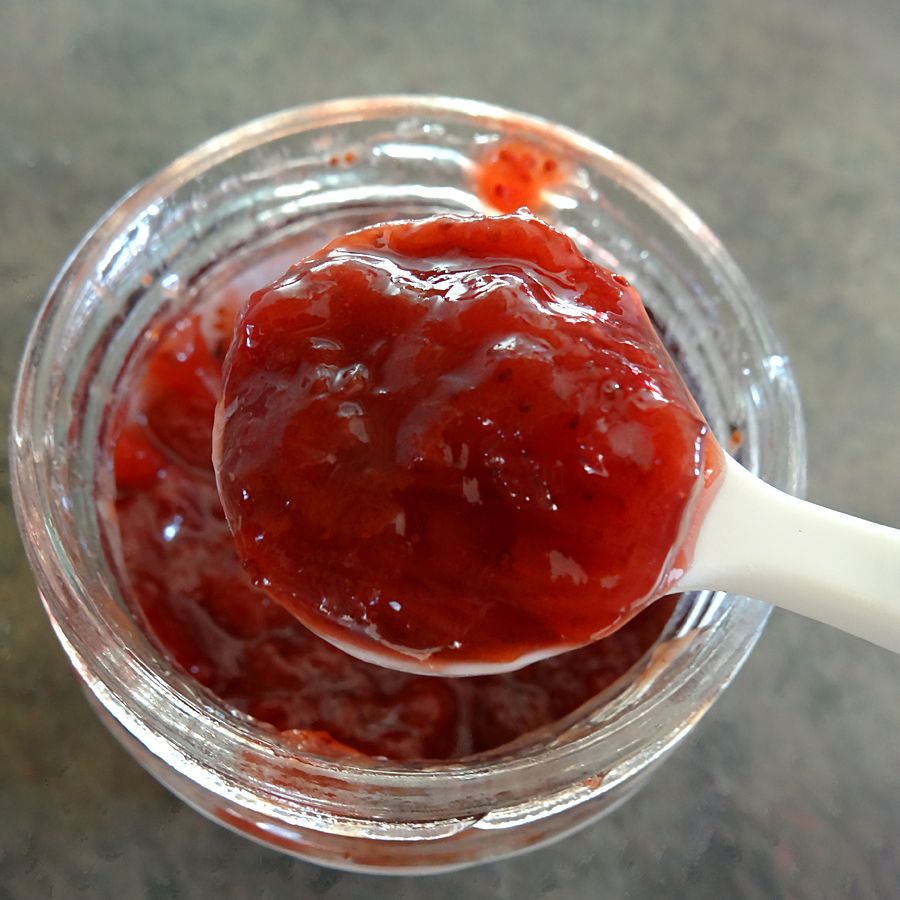 Tablespoon of strawberry jam