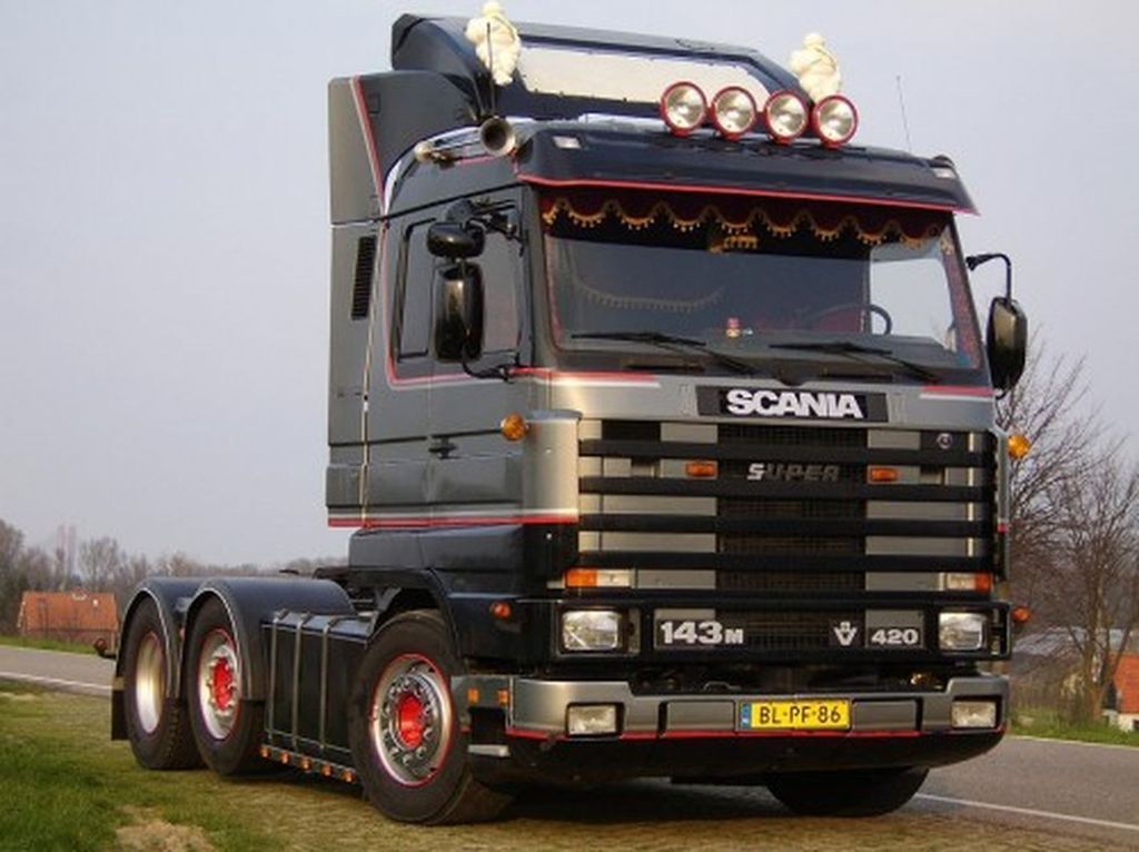 Scania-na-model_zps86caf6fb.jpg