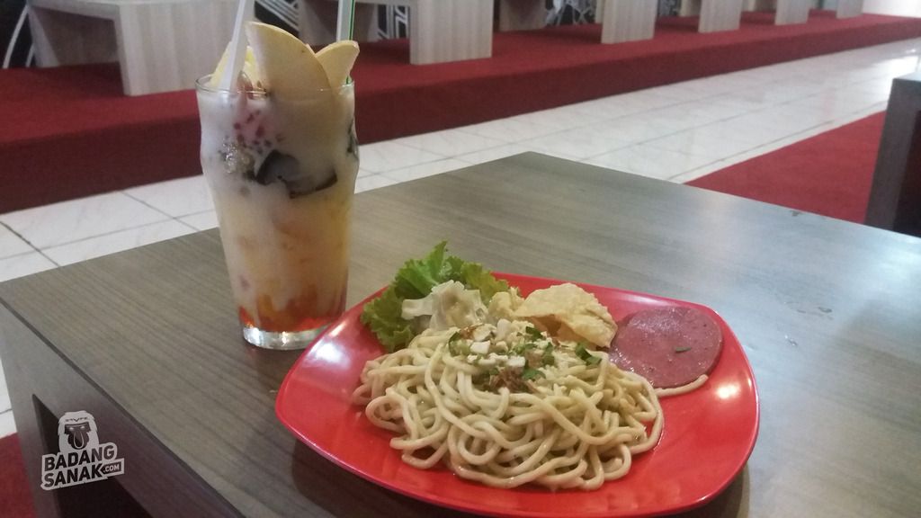 Mie Setan