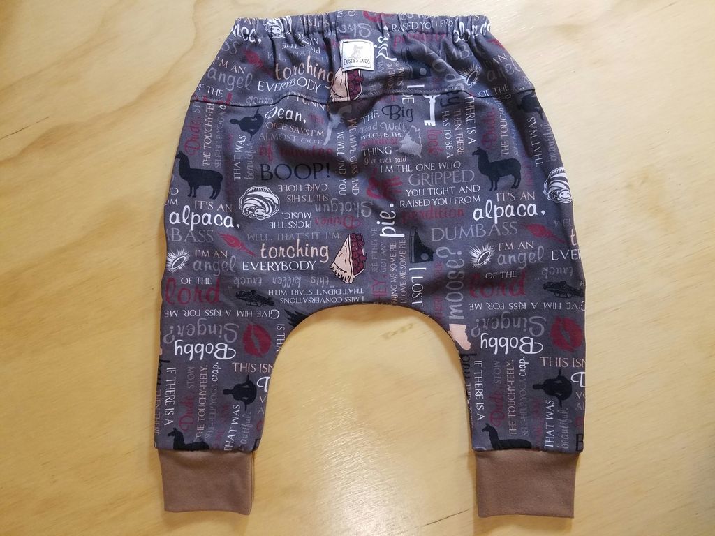 Hunter Quotes Harem Pants with Pockets Size 9-12 M Hunter Quotes Harem Pants with Pockets Size 9-12 M