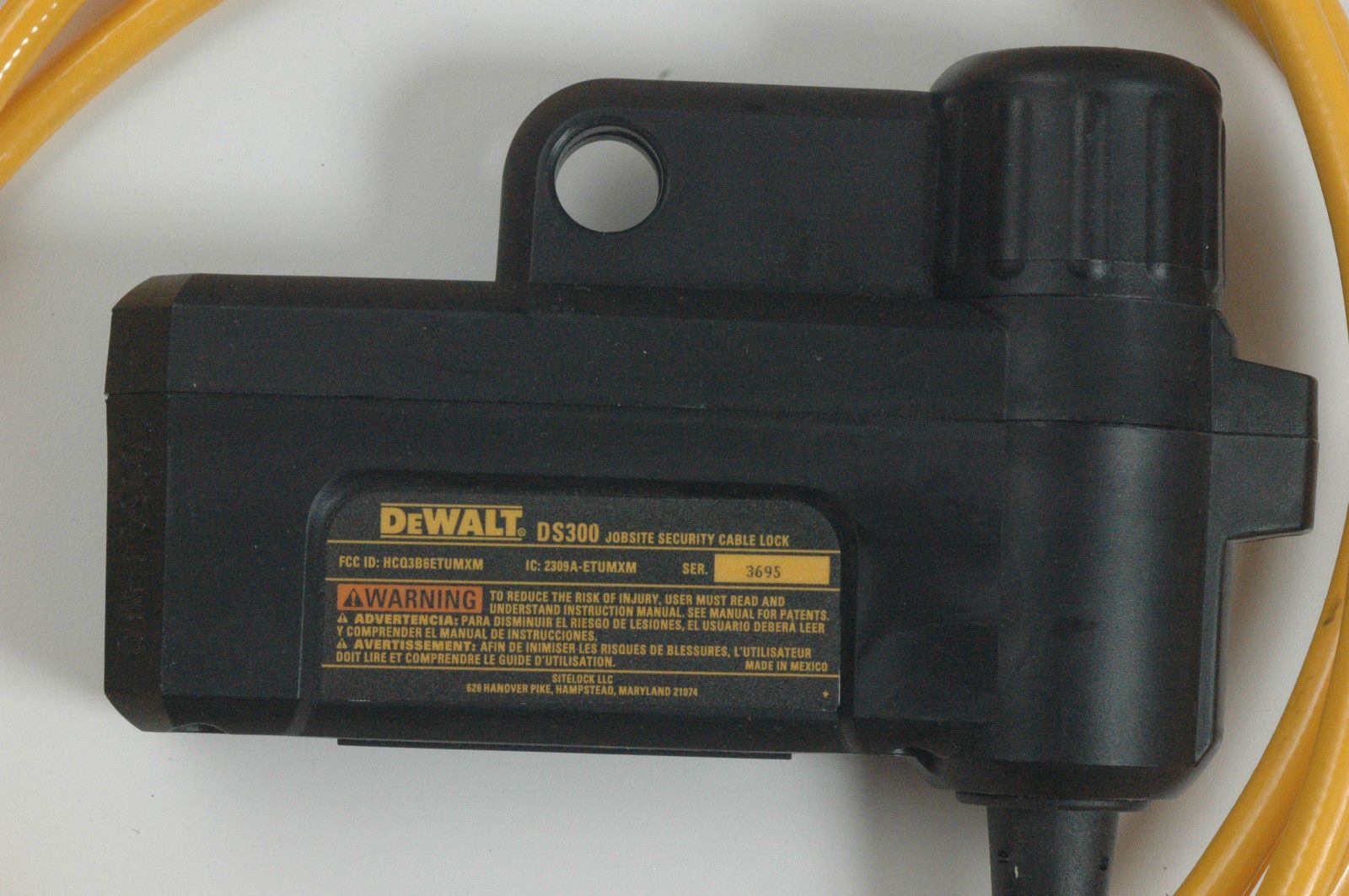 DEWALT DS300 JOBSITE SECURITY CONTAINER CABLE & LOCK JOB SITE SITELOCK