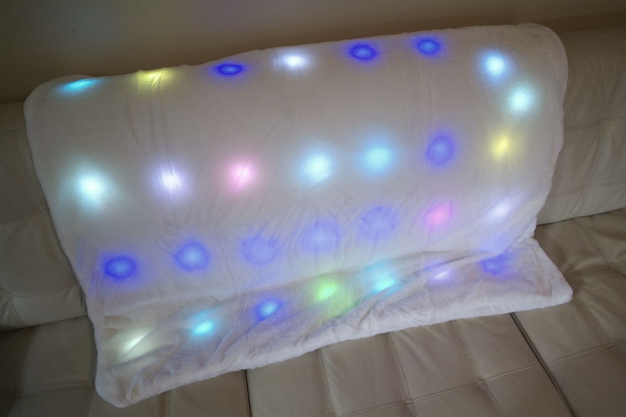 New Plixio Color Changing LED Blanket for Kids Ultra Soft Light Up 3 x 4 ft