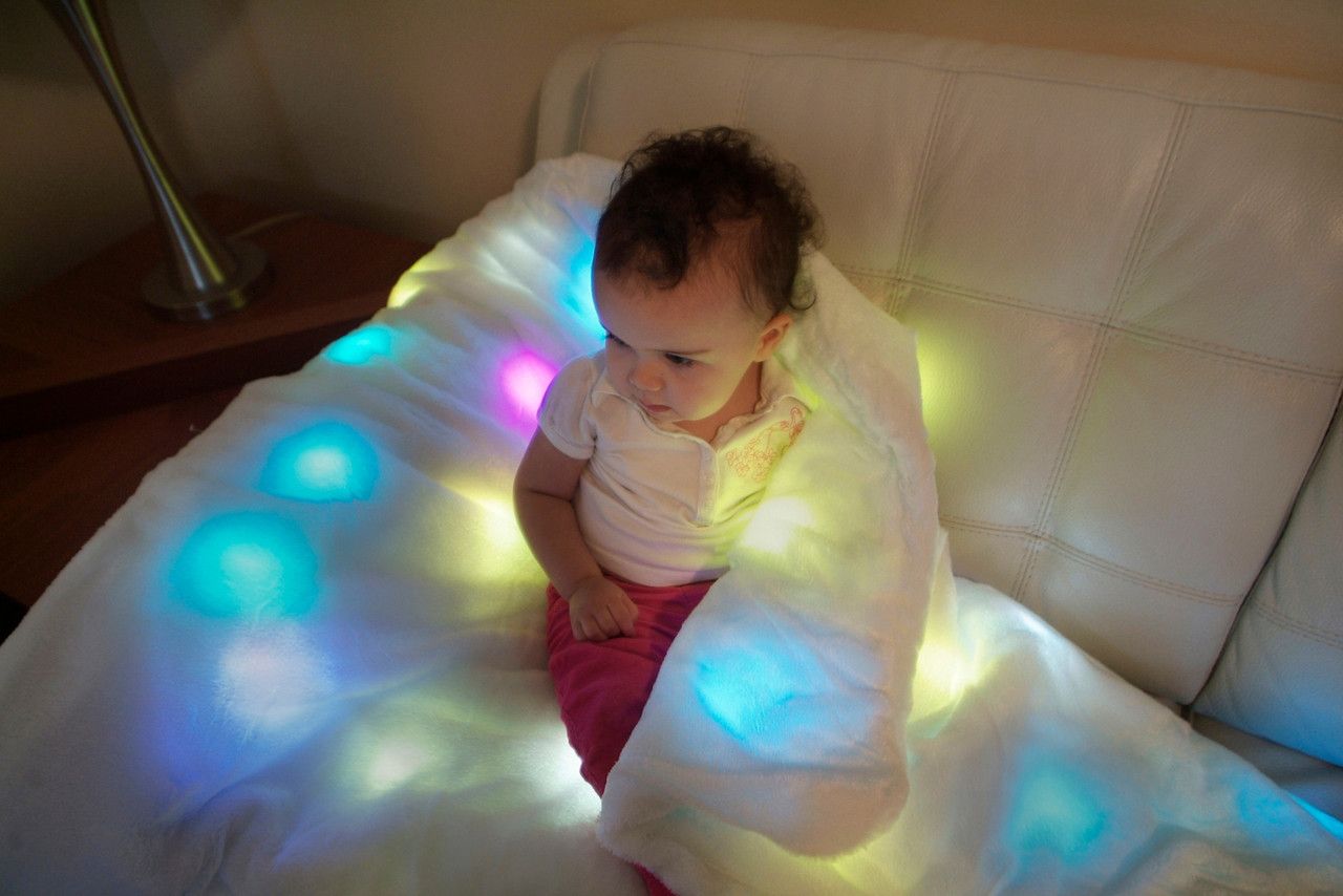 New Plixio Color Changing LED Blanket for Kids Ultra Soft Light Up 3 x 4 ft